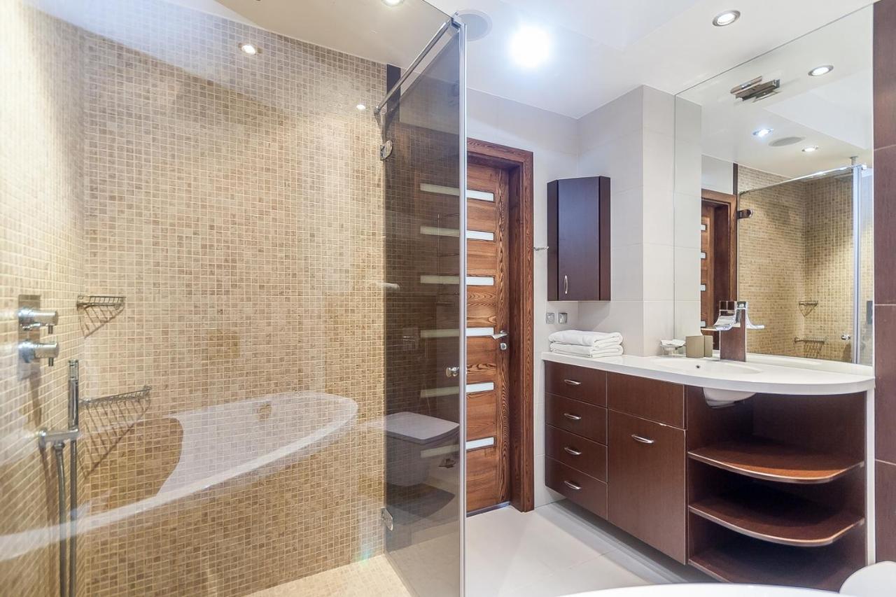 Apartament In Gedimino Av By Urban Rent *