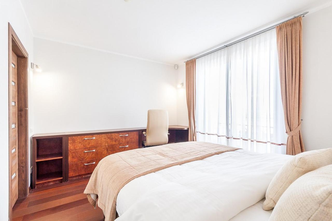 Apartament In Gedimino Av By Urban Rent